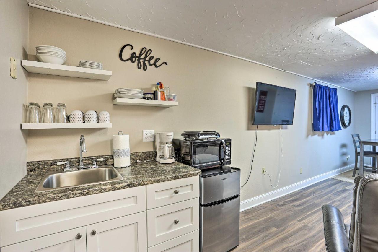 Centrally Located Sturgis Apt On Main St With Garage Extérieur photo