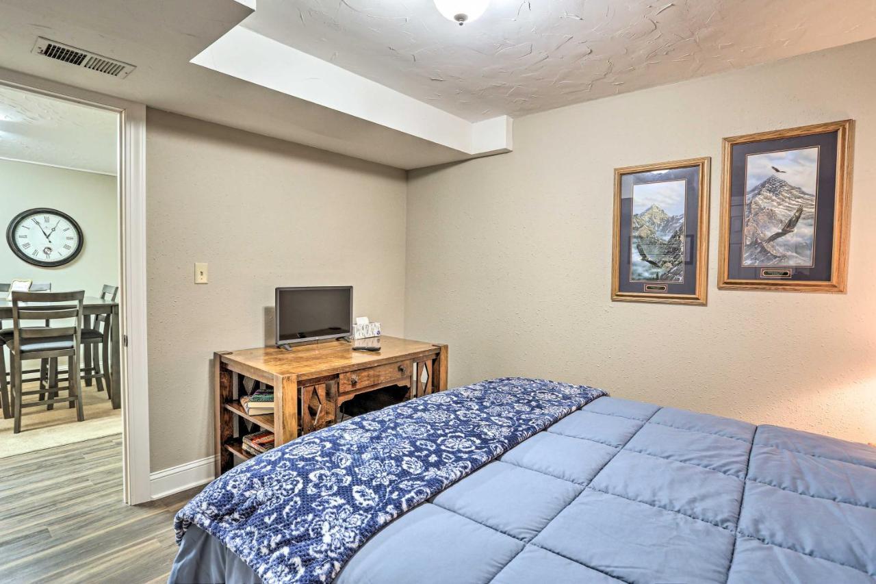 Centrally Located Sturgis Apt On Main St With Garage Extérieur photo