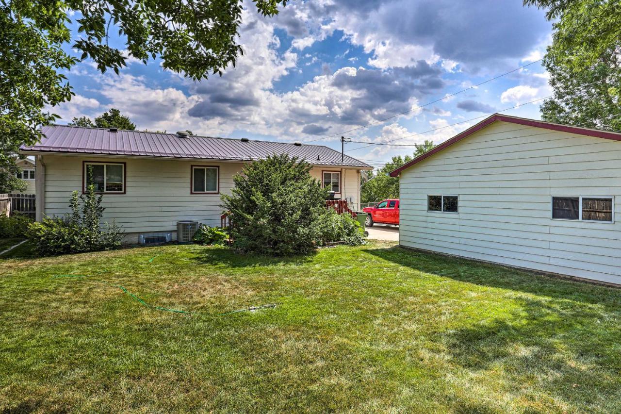 Centrally Located Sturgis Apt On Main St With Garage Extérieur photo